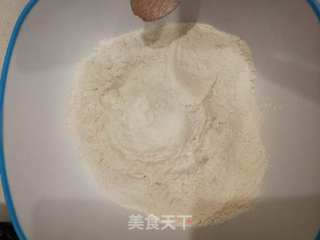 自制放心油条的做法步骤:2