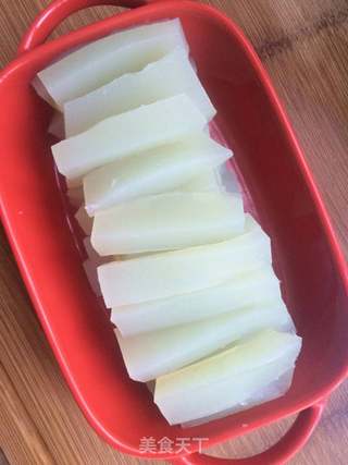 酸辣浇汁凉粉的做法步骤:2