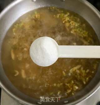 榨菜丝清汤挂面的做法步骤:6