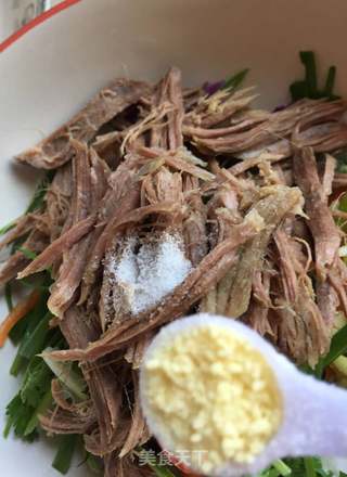凉拌牛肉丝的做法步骤：8