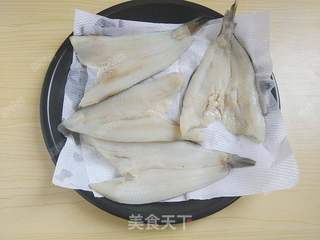 脆烤冰鱼柳的做法步骤:2