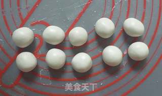 芝麻麻球的做法步骤：3