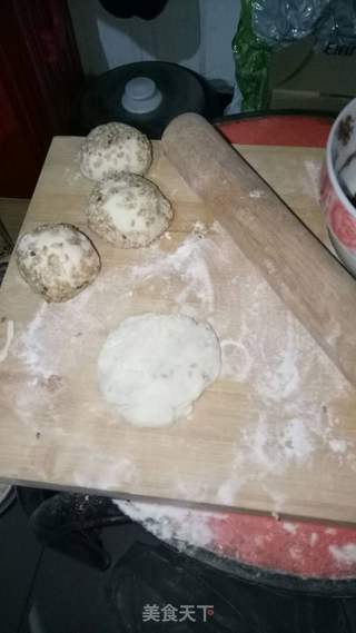 红豆馅芝麻球的做法步骤:2