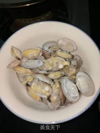酱爆花蛤的做法步骤:2