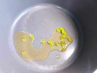 火龙果炒饭的做法步骤：7