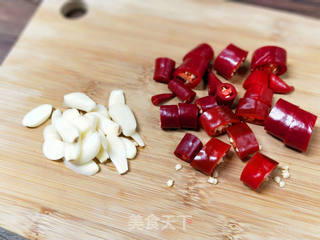 蚝油香菇鳗鱼丁的做法步骤:6