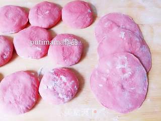 粉红豆沙包的做法步骤:5