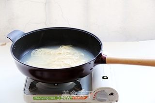 经典意大利面的做法步骤:3