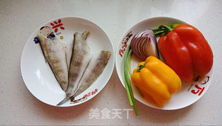 彩椒纸包鱼的做法步骤:2