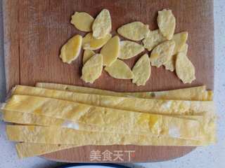 太阳花蛋包饭的做法步骤:10