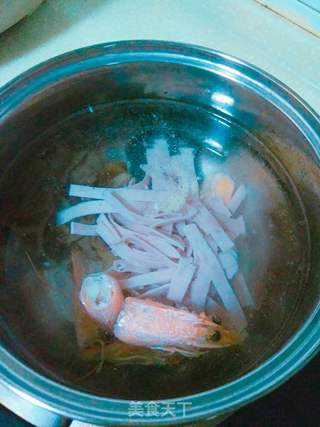 虾头蔬菜乌冬面的做法步骤:8