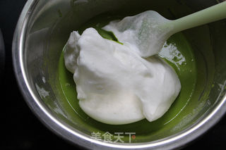 菠菜蛋糕卷的做法步骤:7