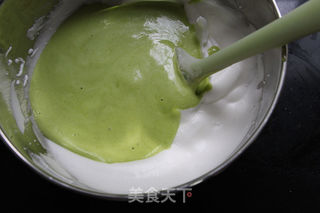 菠菜蛋糕卷的做法步骤:9