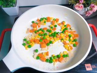 【宝宝营养餐】菠萝饭的做法步骤:12