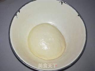 葱香鸡蛋饼的做法步骤:2