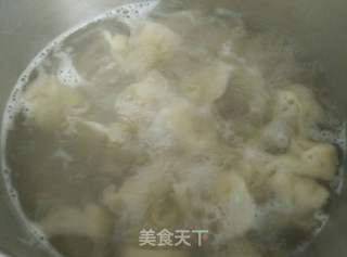 鲅鱼馅馄饨的做法步骤:11