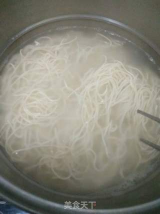 西红柿鸡蛋拌面的做法步骤:8