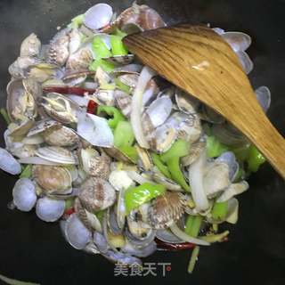辣炒花蛤的做法步骤:5