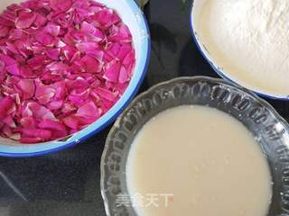 野玫瑰花花卷的做法步骤:2