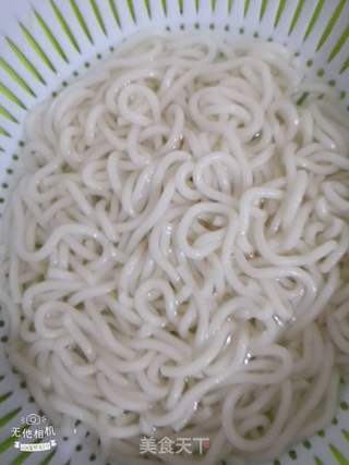 凉拌乌冬面的做法步骤:5