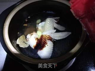 飘香卤鸡翅的做法步骤:5