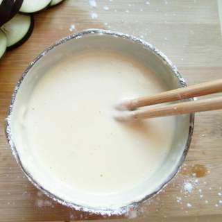 炸茄盒的做法步骤:7