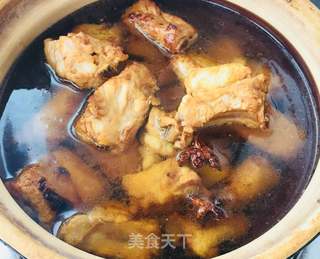 玉米胡萝卜排骨汤的做法步骤:5