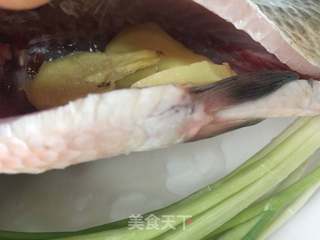 鲫鱼豆腐汤的做法步骤:3