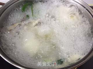 鲫鱼豆腐汤的做法步骤:6