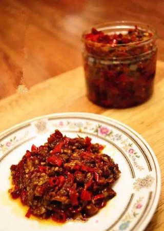 香辣牛肉酱的做法步骤:11
