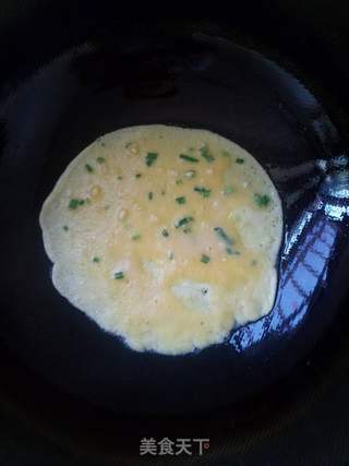 鸡蛋卷饼的做法步骤：4