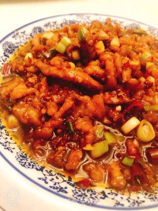 鱼香肉丝的做法步骤:11