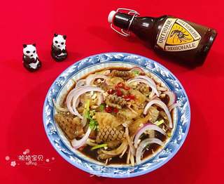圆葱涝汁拌鱼皮的做法步骤:9