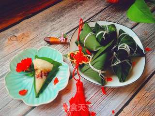 葡萄干红豆粽的做法步骤:13