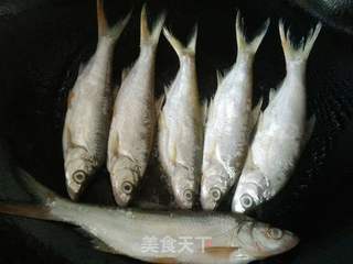 香辣小河鱼的做法步骤:4