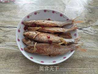香辣小河鱼的做法步骤:8
