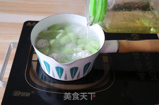 肉丸丝瓜汤的做法步骤:8
