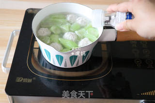 肉丸丝瓜汤的做法步骤:9