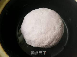 紫薯剪刀面的做法步骤：3