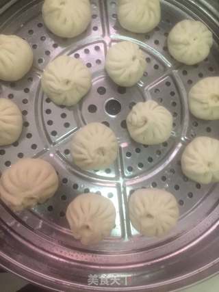 芹菜肉包子的做法步骤:11