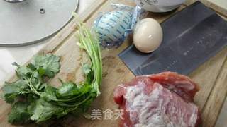 双蛋瘦肉粥的做法步骤:2