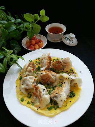 鸡蛋煎饺的做法步骤：6