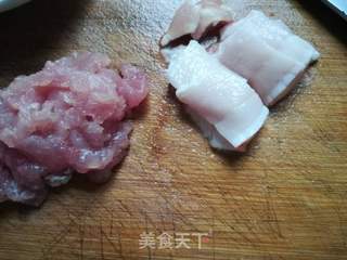 经典湘菜辣椒炒肉的做法步骤:4