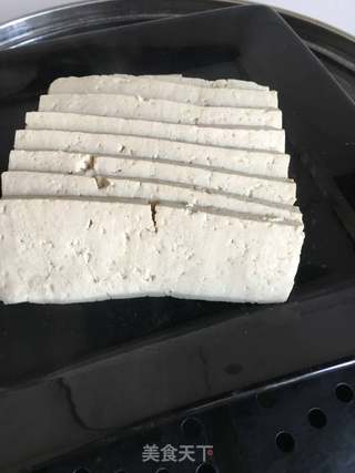 “蒸菜”五彩肉末蒸豆腐的做法步骤：3