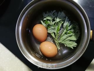 艾叶蛋的做法步骤：1