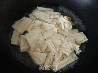 凉拌油豆皮的做法步骤:5