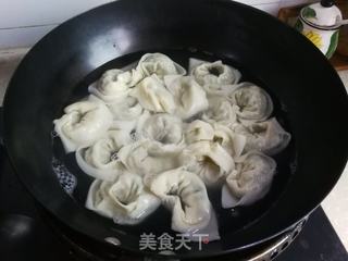 猪肉韭菜馄饨的做法步骤:5