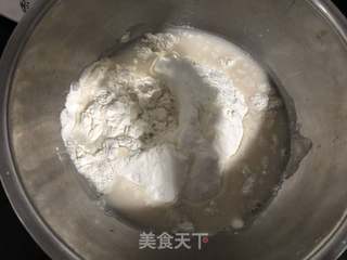 小葱椒盐花卷的做法步骤:2