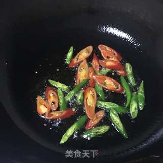 酸菜炒大肠的做法步骤:9