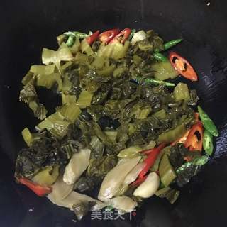 酸菜炒大肠的做法步骤:10